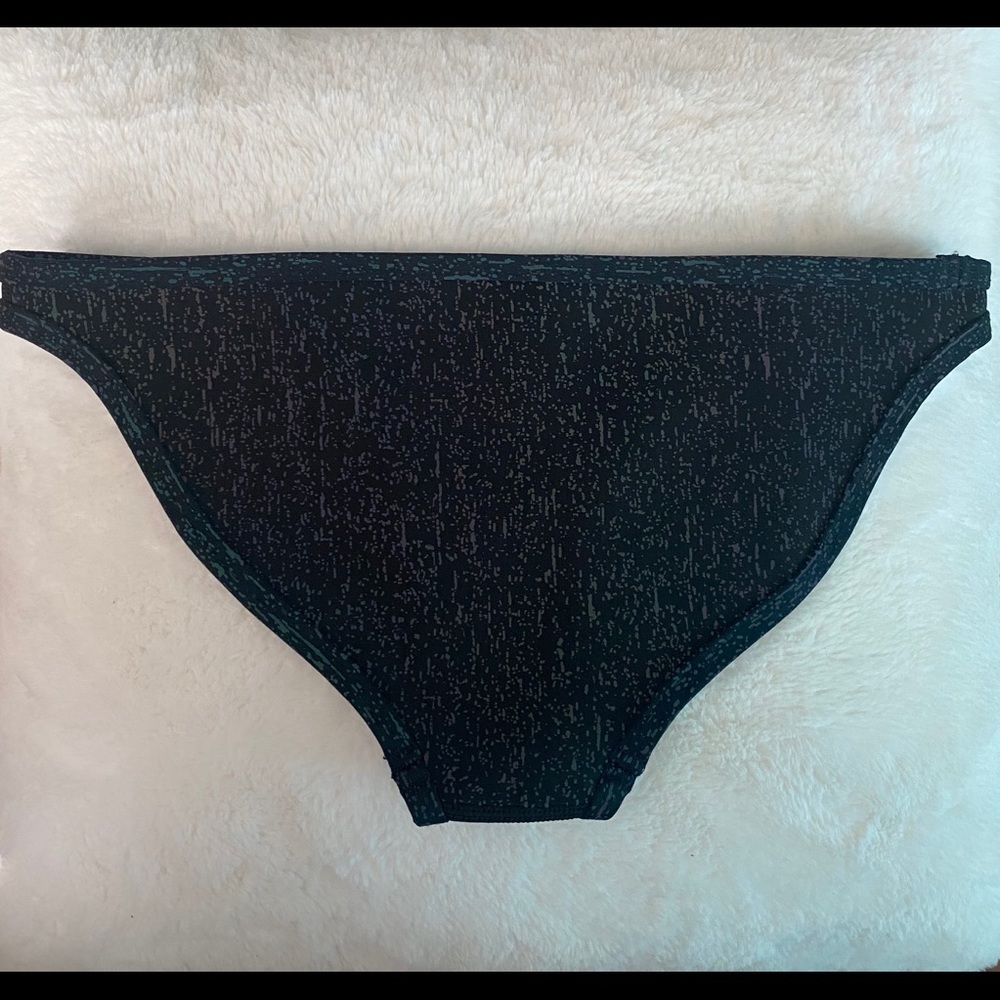 Reflective Hoaka Swimwear Bottoms - Picture 4 of 8